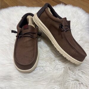 Hey Dude Wally Waxed Casual Brown Loafers
